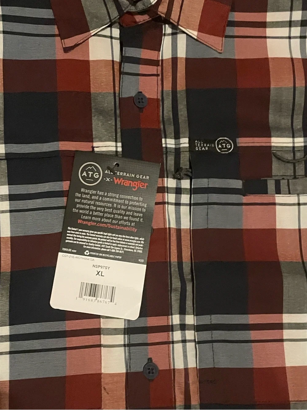 Wrangler ATG Plaid Button Up Shirt Men’s Size XL Navy Maroon Hike to Fish UPF 30